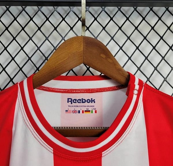 Retro 06/07 Chivas Guadalajara Home Jersey - Image 5