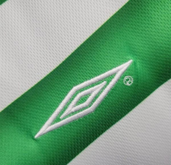 Retro 05/06 Celtic Home Jersey - Image 2