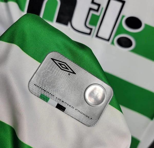 Retro 01/03 Celtic Home Jersey - Image 5