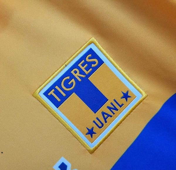 Retro 99/00  Tigres UANL Home Jersey - Image 6