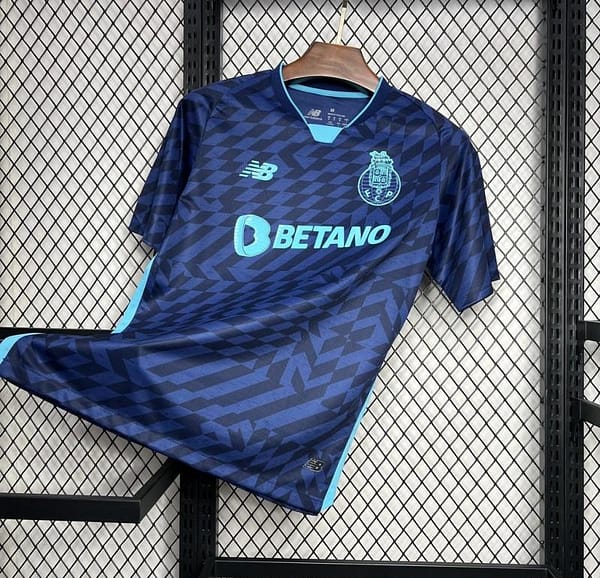 24/25 FC Porto THIRD Jersey - Image 2