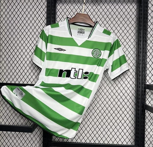 Retro 99/00 Celtic Home Jersey - Image 2