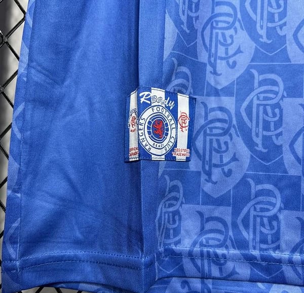 Retro 96/97 Glasgow Rangers Home Jersey - Image 4