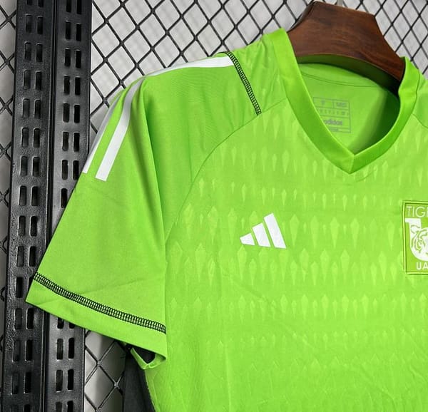 24/25 Tigres UANL Goalkeeper Green Jersey - Image 8