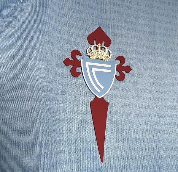 24/25 Celta de Vigo Home Jersey - Image 9