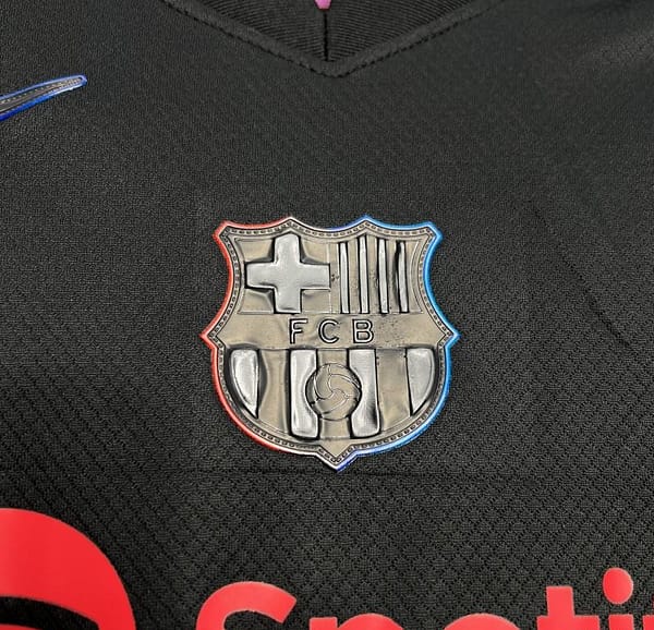 24/25 Kids Barcelona Away Black Jersey - Image 4