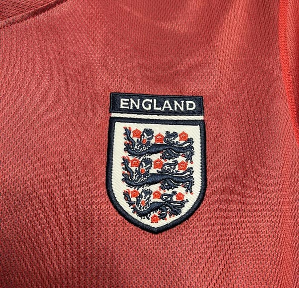 Retro 2002 England Away Jersey - Image 4