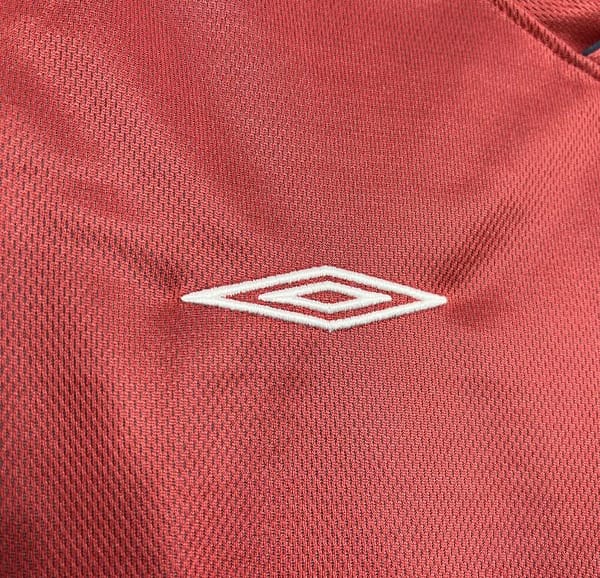 Retro 2002 England Away Jersey - Image 5