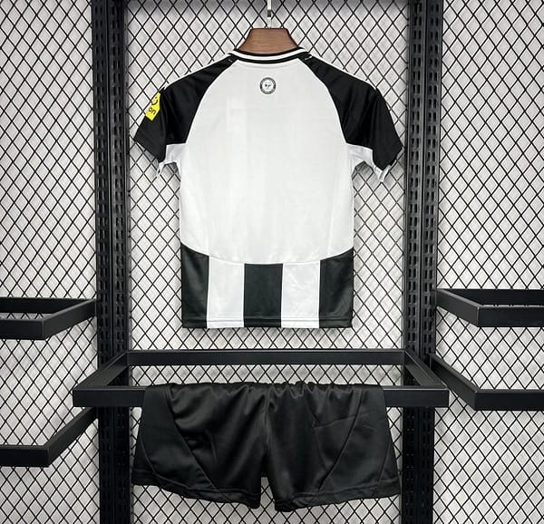24/25 Kids Newcastle United Home Jersey - Image 3