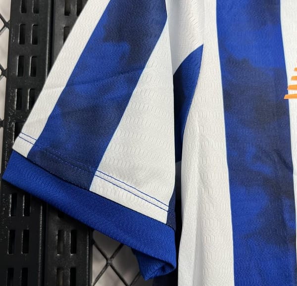 24/25 FC Porto Home Jersey - Image 8