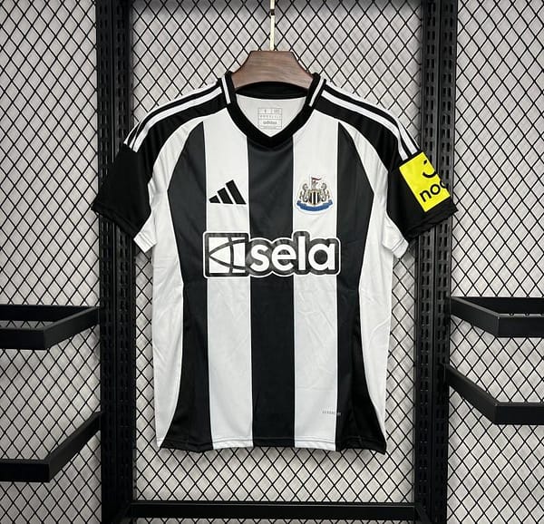 24/25 Newcastle United Home Jersey - Image 4