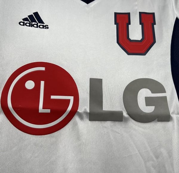 Retro 02/03 Universidad De Chile  Away White Jersey - Image 12