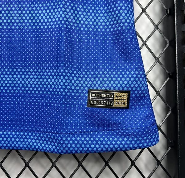 Retro 2014 Brazil Away Blue Jersey - Image 9