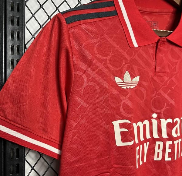 24/25 Real Madrid Red Jersey - Image 9