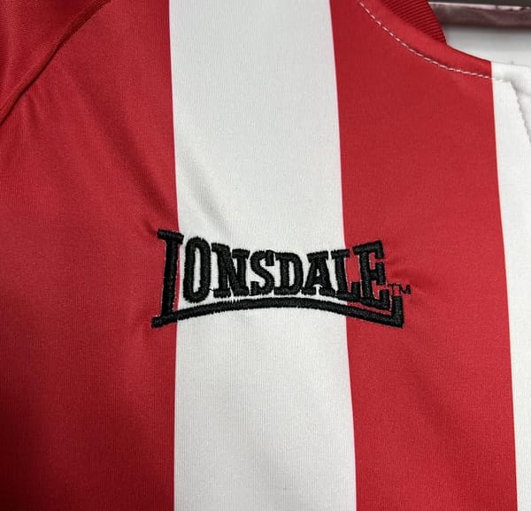 Retro 05/06 Sunderland Home Jersey - Image 3