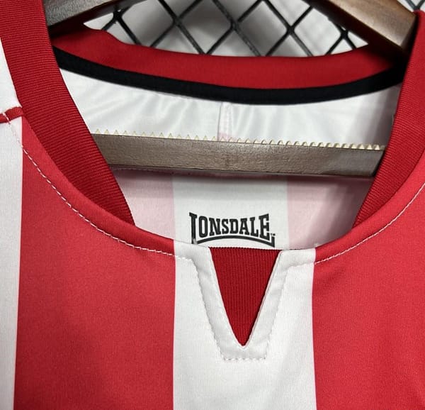 Retro 05/06 Sunderland Home Jersey - Image 6
