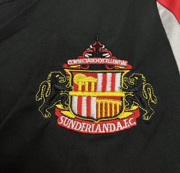 Retro 05/06 Sunderland Away Jersey - Image 3