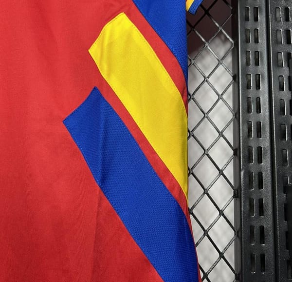 Retro 1994 Romania Away Red Jersey - Image 7