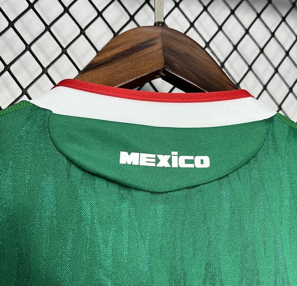 Retro 2010 Mexico Home Jersey - Image 5