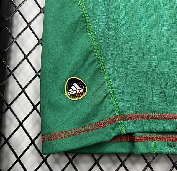 Retro 2010 Mexico Home Jersey - Image 10