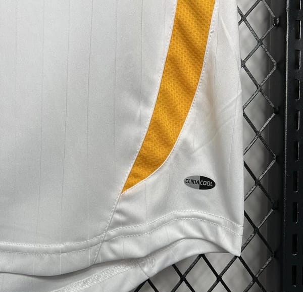Retro 2006 Germany Home Jersey - Image 9