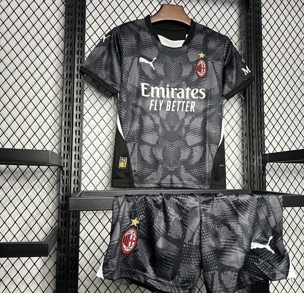 24/25 Kids AC Milan Black Goalkeeper Jersey - Image 6