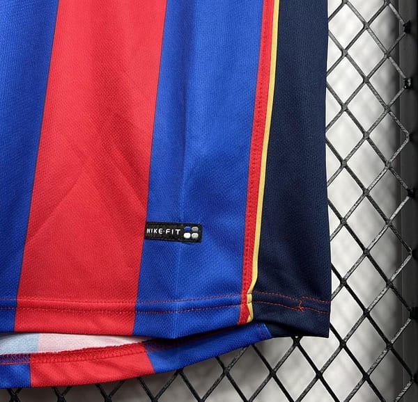 Retro 04/05 Barcelona Home Jersey - Image 4