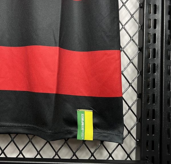 Retro 09/10 Flamengo Home Jersey - Image 7