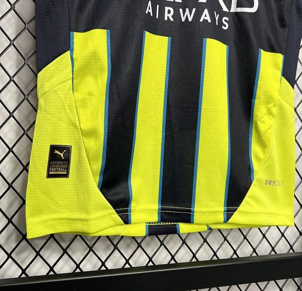 24/25 Kids Manchester City Away Jersey - Image 2