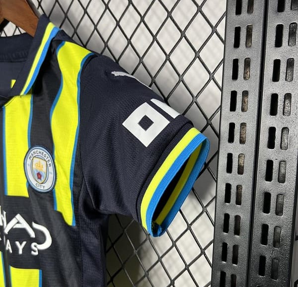 24/25 Kids Manchester City Away Jersey - Image 3