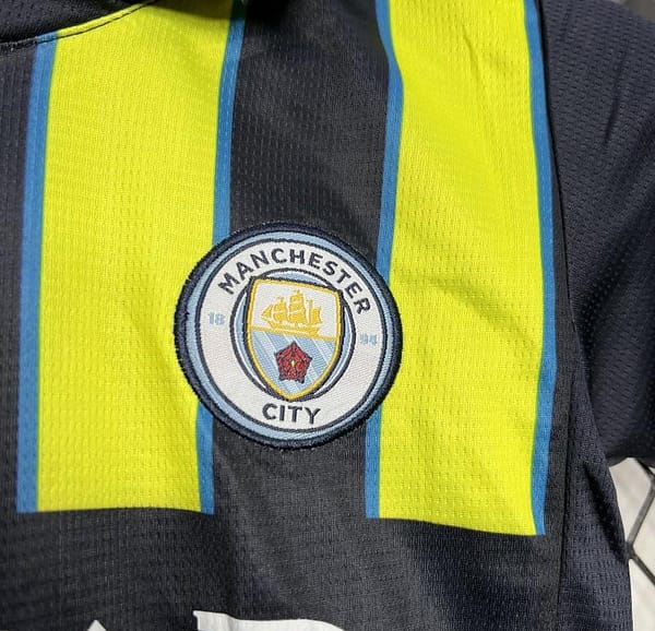 24/25 Kids Manchester City Away Jersey - Image 4