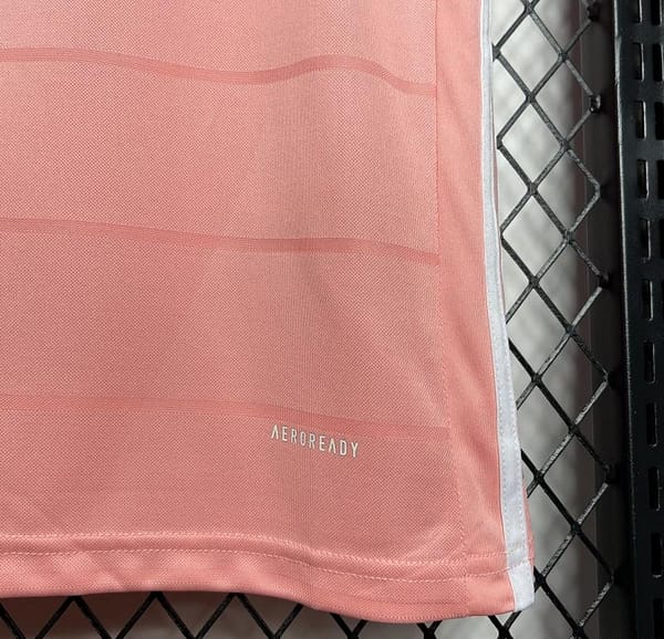 Retro 21/22 Flamengo Pink October Rosa Jersey - Image 3