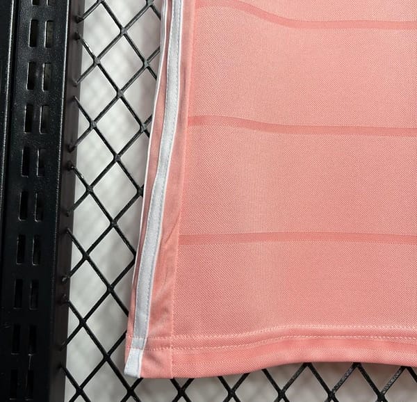 Retro 21/22 Flamengo Pink October Rosa Jersey - Image 7