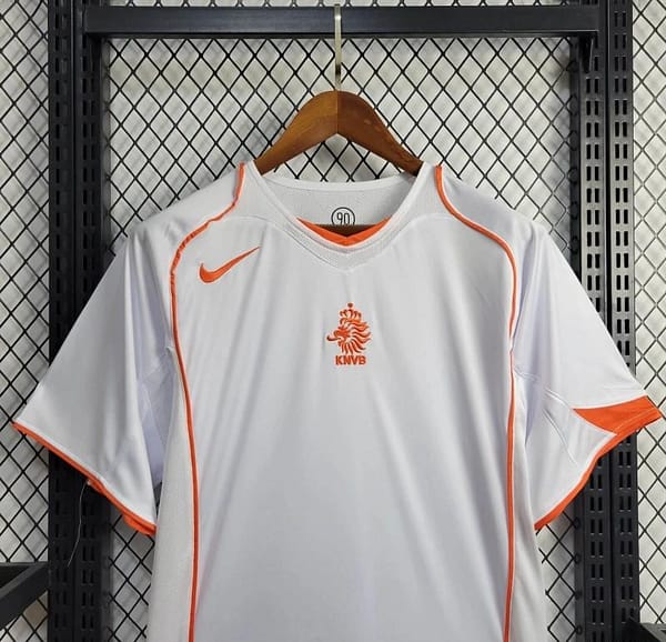 Retro 2004 Netherlands Away Jersey - Image 7