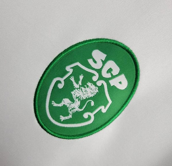 24/25 Sporting Lisbon Away White Jersey - Image 4
