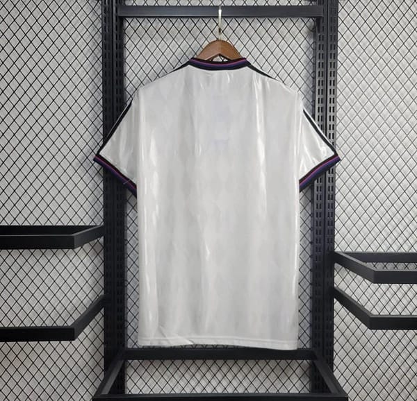 Retro 1996/98 Bayern Munich Away Jersey - Image 6