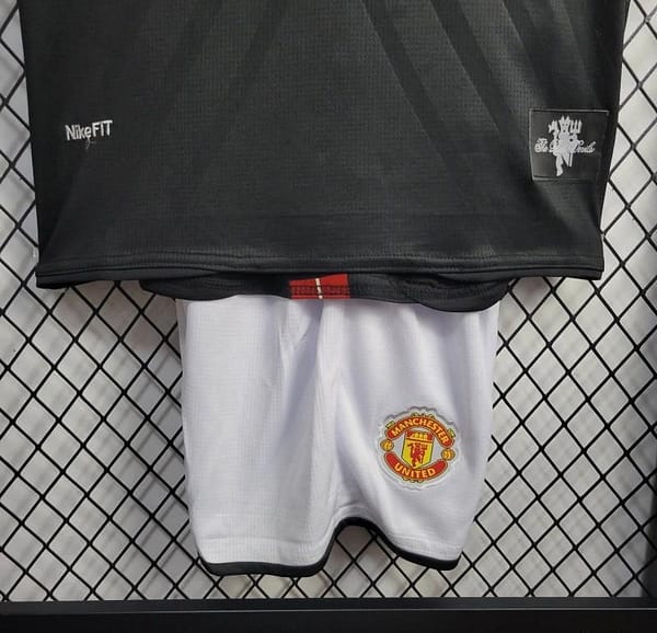 Retro KIDS 07/08 Manchester United Away 16-28 Jersey - Image 7