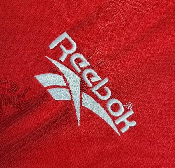 Retro 1996/97 Liverpool Home Jersey - Image 10