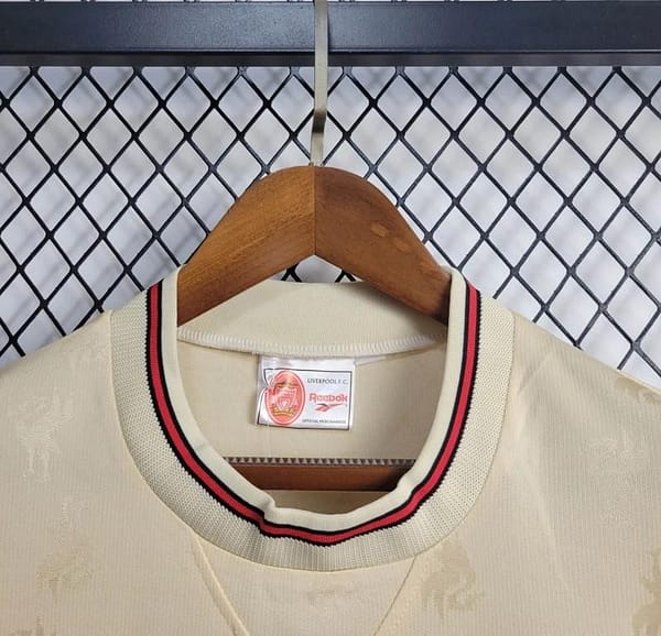 Retro 1996/96 Liverpool Away Jersey - Image 3