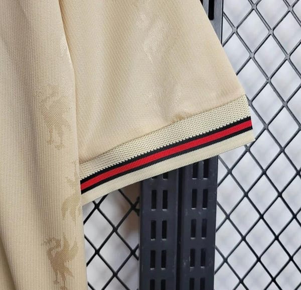 Retro 1996/96 Liverpool Away Jersey - Image 6