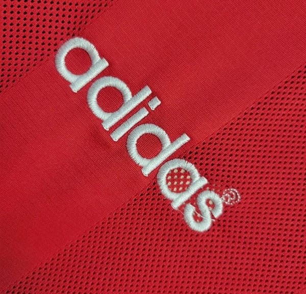 Retro 1995/96 Liverpool Home Jersey - Image 9