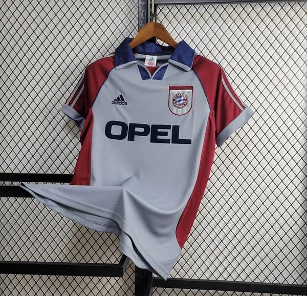 Retro 1998/99 Bayern Munich Away Jersey - Image 2