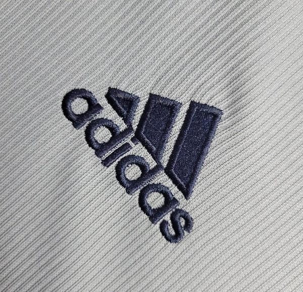 Retro 1998/99 Bayern Munich Away Jersey - Image 6