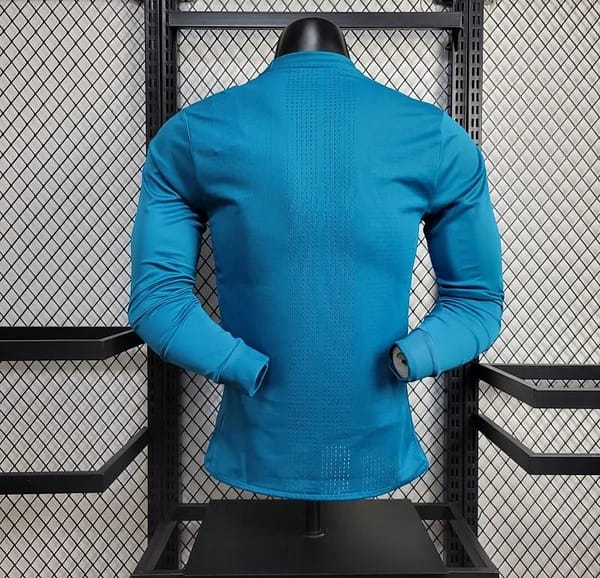Retro 17/18 Real Madrid Third Long Sleeve Jersey - Image 4
