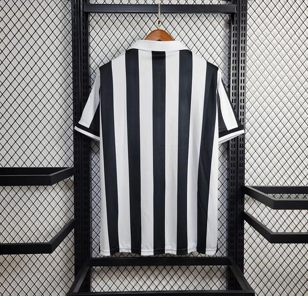 Retro 1998/99 Juventus Home Jersey - Image 7