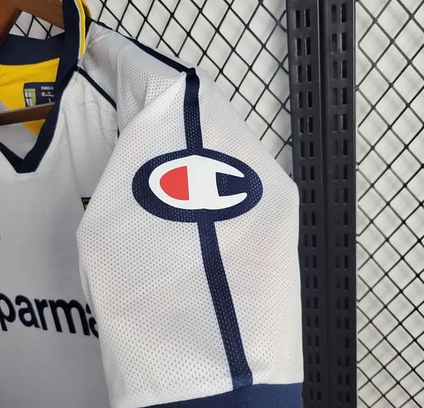 Retro 03/04 Parma Calcio Away White Jersey - Image 3
