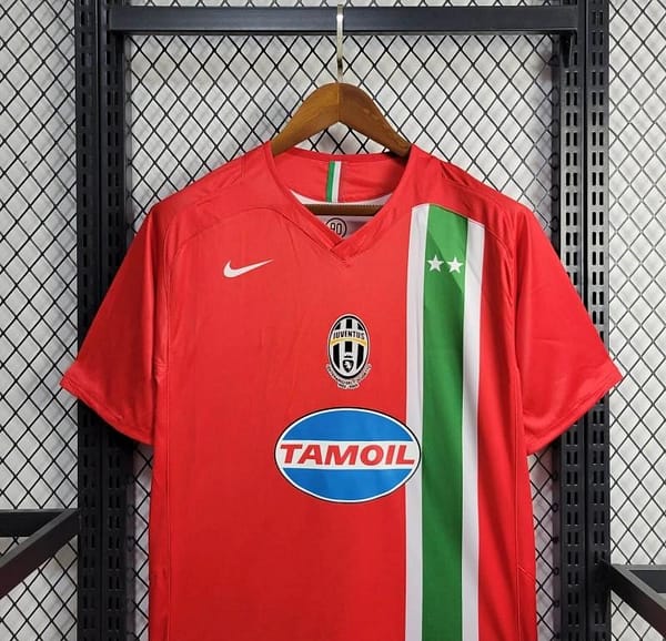 Retro 05/06 Juventus Away Red Jersey - Image 8