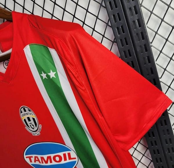 Retro 05/06 Juventus Away Red Jersey - Image 9