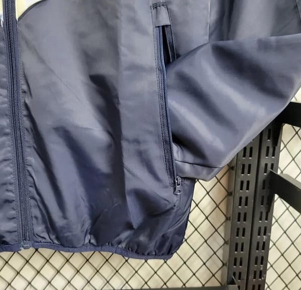 24/25 Real Madrid Navy/Beige Windbreaker - Image 3