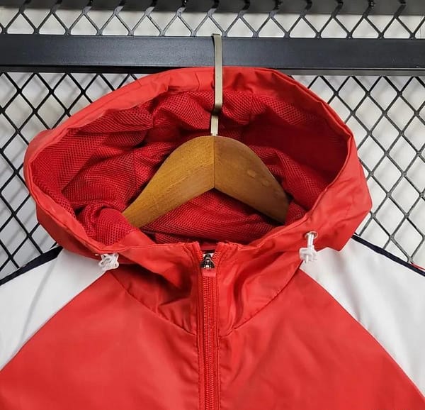 24/25 Manchester United Red Windbreaker - Image 5
